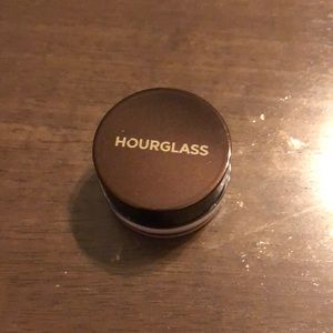 Gently used Hourglass scattered light in Blaze